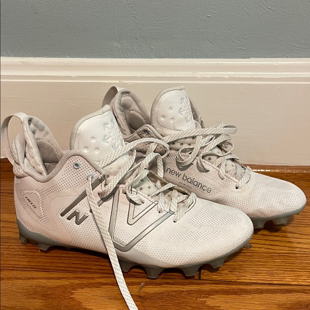 New Balance Men’s White Lacrosse Cleats